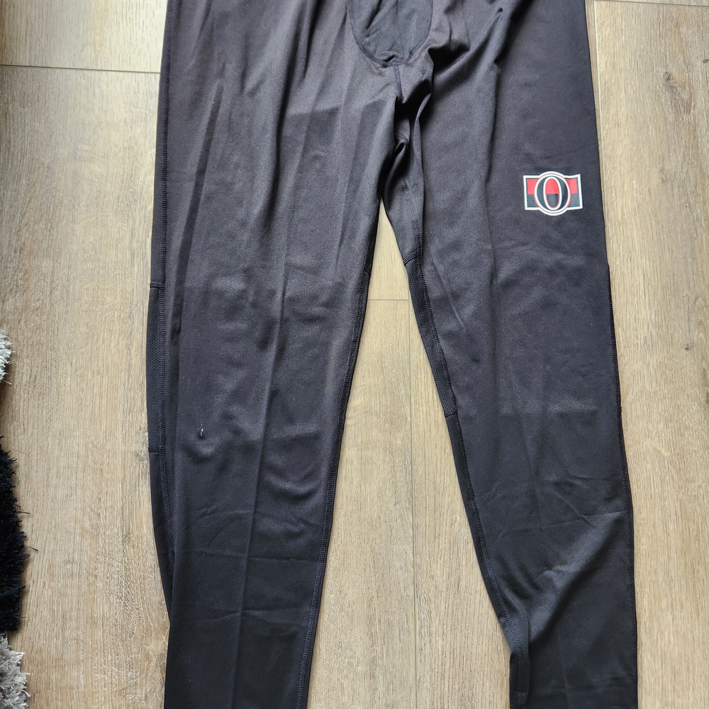 Fanatics Dark Gray Athletic Leggings